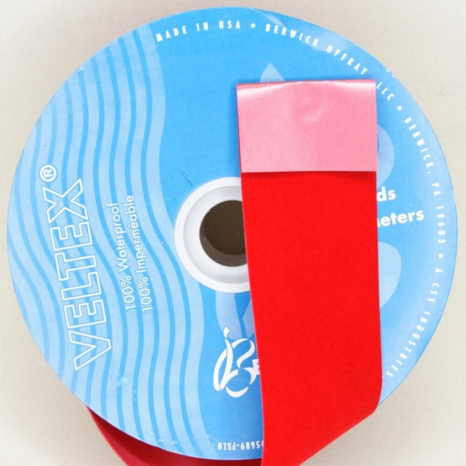 Cinta de terciopelo Veltex de 2" con respaldo de poli resistente al agua 25yds. Rollo rojo brillante Foto 1 de 1