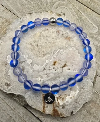 Pulsera NOGU Cristal Sirena Azul con Acentos Plateados y Cuentas Elásticas Foto 1 de 3