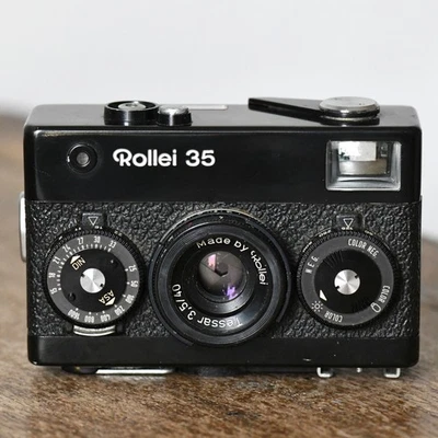Rollei 35 Black 35mm Film Camera w/ 40mm f/3.5 Tessar Zeiss Lens - Image 1 of 4