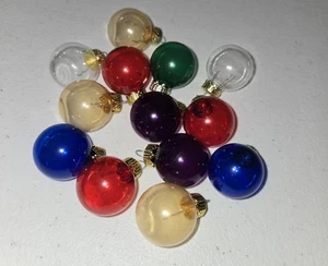 13 Vintage Mini Ornamente Kunststoffkappen 1 Zoll Urlaub Weihnachten Glas - Bild 1 von 3