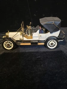 FRANKLIN MINT 1912 PACKARD VICTORIA 1/24 SCALE DIECAST - Picture 1 of 21