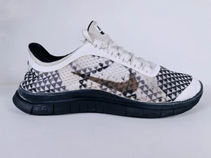 Nike Free 3.0 V5 Women’s 8.5 Athletic Running Shoe White Black Sneakers 631060 - Picture 1 of 13