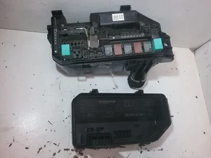 Honda Accord 2008-2012 módulo de relé delantero izquierdo Fusebox G8HL-H71 (2,4 L) M10 - Imagen 1 de 9