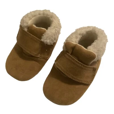 Baby Toddler Moccasins Shoes Boy 6-12 mo. Faux Suede Faux Fur Hook Loop Close - Image 1 of 4