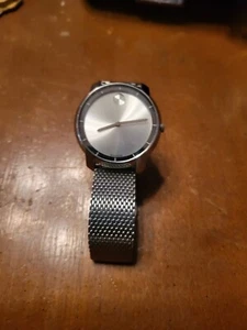 Movado Bold MB.01.3.14.6122 silberne Zifferblatt Damen-Armbanduhr *Gebraucht* - Bild 1 von 7