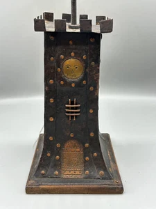 ANTIKE SPARDOSE SPARBÜCHSE IN FORM BURGTURM METALL HANDGEARBEITET UM 1920 - Bild 1 von 7