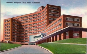 Veteran's Hospital Little Rock Arkansas Linen Postcard - Picture 1 of 2