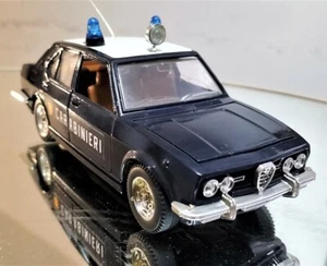 AUTO CARABINIERI MEBETOYS 8567 ALFETTA SCALA 1/25 MODELLO NUOVO ORIGINALE RARO - Foto 1 di 1