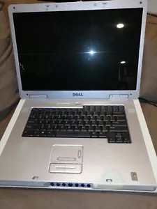 Dell Inspiron 9300 17" Intel Pentium M 1.6GHz, XP 2004 Microsoft With a Charger - Picture 1 of 11