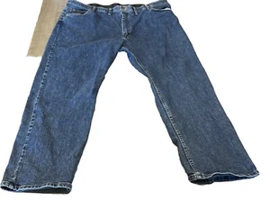 Men's Wrangler Regular Fit Dark Wash Jeans Size 44x30 - Picture 1 of 2