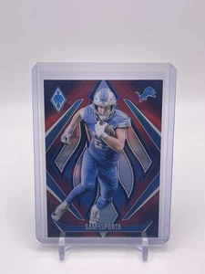 2024 Panini Phoenix - Sam LaPorta #127 Red Fade /299 - Bild 1 von 3