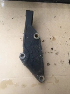 VW T4 TRANSPORTER 2.5 TDI ACV 102HP GEARBOX SUPPORT BRACKET 02B409905M - Picture 1 of 3