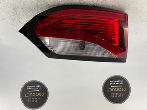 OEM| 2017 - 2020 Chrysler Pacifica LED Inner Tail Light (Right/Passenger) - Foto 1 di 12