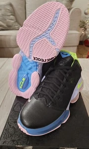 Size 11 - Nike LeBron 19 Low Ghost Green 2022 - Picture 1 of 5