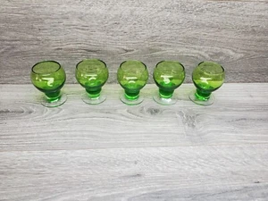Vintage hellgrün klar Stand Schnaps Gläser 5er Set - Bild 1 von 5