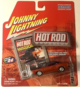 Johnny Lightning: Hot Rod Magazine 1969 Dodge Super Bee NEW - Picture 1 of 2