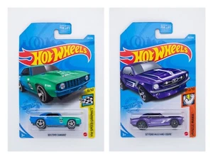 Coches diecast Chevrolet Camaro Ford Mustang Hot Wheels - Imagen 1 de 5