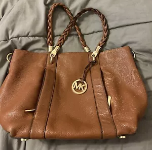 Michael Kors Handtasche braun genarbtes Leder Naomi Umhängetasche geflochtene Griffe - Bild 1 von 24