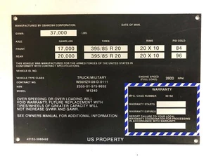 Camión del Ejército de los Estados Unidos OSHKOSH placa de datos militar M1240 instrucción - Imagen 1 de 2