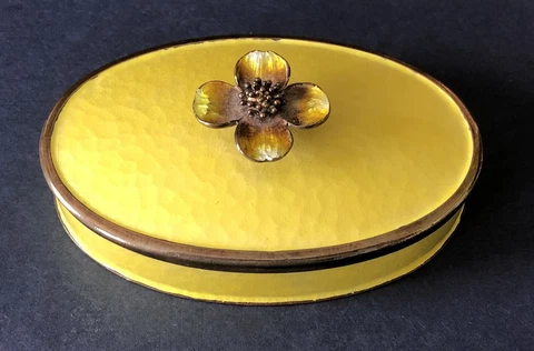 VINTAGE 999 FINE STERLING SILVER ENAMEL FIGURAL FLOWER OVAL VANITY TRINKET BOX Cover