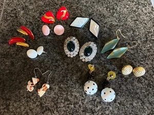 Lot of 10 Vintage Pierced Earrings Costume Jewelry - Picture 1 of 8