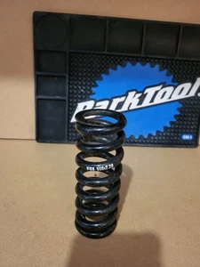 Fox Vanilla Coil Spring 550x2.29 - Picture 1 of 2
