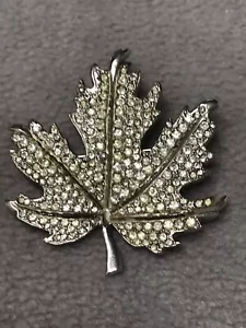 Bond Boyd Brooch Canadian Maple Leaf Large Silver Toned Diamonte Rhinestone - Picture 1 of 11
