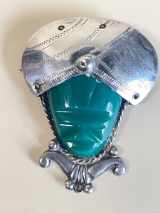 Vintage 925 Sterling Carved Green Onyx Mayan Tribal Warrior Brooch Pin Mexico - Picture 1 of 7