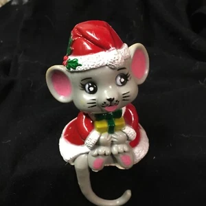Christmas Stocking Holder Hanger Santa Mouse Vintage Plastic - Picture 1 of 8