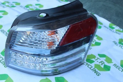 Conjunto de luz trasera derecha Lexus HS250 2009 Foto 1 de 3