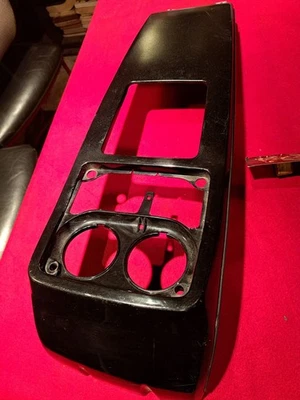 Honda VT1100 VT 1100 1985 1986 Shadow OEM cubierta del tanque de combustible de gasolina 37405-MG8-009 Foto 1 de 4