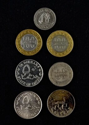 LOTE de monedas Qatar Dubai Bahrein Bahrein Qatar 50 100 FILTRACIONES 25 50 DIRHAM monedas a granel Foto 1 de 2