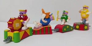 4 x Mars Inc M&M Animated Movable Christmas Train Cars Collectible 2005 - Picture 1 of 7