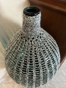 Ornamento, Copertura, Negozi e Interni. Damigiana fatto a mano Uncinetto - Foto 1 di 4