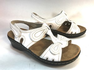 clarks extra wide sandals