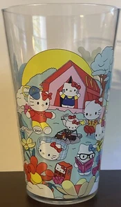 McDonalds Hello Kitty & Snoopy 2024 Sammler Mahlzeit Tasse Neu aber Geöffnet.. - Bild 1 von 4