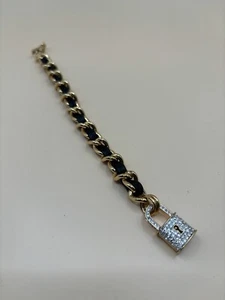 JUICY COUTURE CHAIN & BLACK LEATHER INCERT BRACELET RHINESTONE LOCK & KEY CLASP - Picture 1 of 15