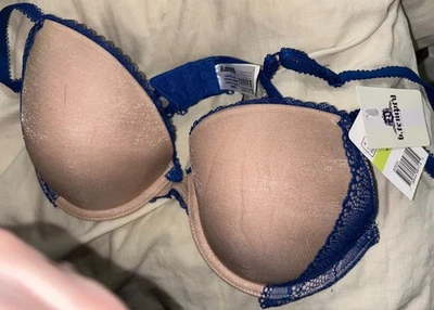 Sujetador con aros b.Tempted By Wacoal azul encaje contorno desnudo talla 36B NUEVO CON ETIQUETAS NUEVO Foto 1 de 2