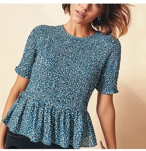 Ann Taylor grün mehrfarbig Rundhals gesmokt Stretch Kurzarm Bluse Sm - Bild 1 von 7