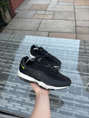 Nike Air Max 95 nere taglia UK 6