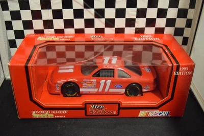 1993 Racing Champions Билл Эллиотт No11 AMOCO масштаб 1:24 - Изображение 1 из 4