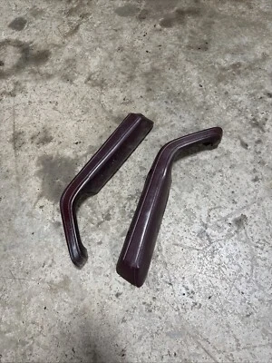 Jeep Cherokee XJ 84-96 OEM reposabrazos/manijas de puerta par rojo (R90) Foto 1 de 4