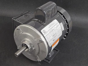 3/4 HP US MOTOR, 1725 RPM, Cat# T34C2J, 1Ph, 115/208-230 Volts, TEFC - Picture 1 of 9