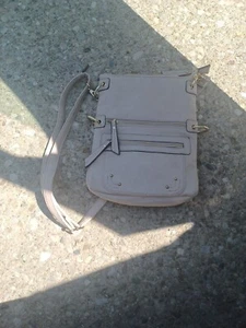 Simply Noelle Crossbody Beige Multiple Zippers Purse Handbag - Picture 1 of 3