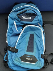 Camelback MULE NV Trinkrucksack blau mit Blase zum Wandern, Radfahren, Laufen - Bild 1 von 4