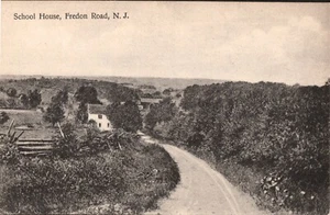 Tarjeta postal Fredon NJ vista de la casa escolar Fredon Road dividida trasera sin publicar c.1912 - Imagen 1 de 2