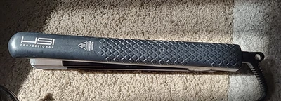 Plancha de pelo profesional HSI de cerámica modelo E038 de 1 pulgada - PROBADA Foto 1 de 4