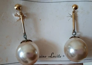 Pendientes de bola de perlas sintéticas de lucita colgantes Go Go Mod de colección años 60 nuevos en stock Vouge/Twiggy - Imagen 1 de 6
