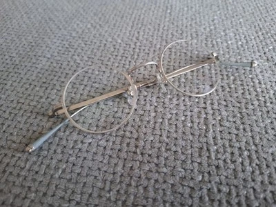 Óculos redondos MATSUDA modelo M3049 prata escovada e cinza 42-22 - Imagem 1 de 4