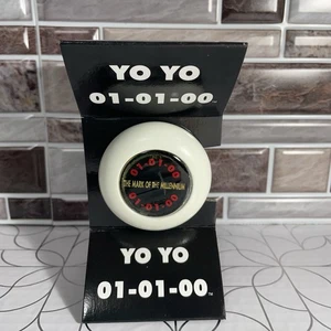 Vintage Yo Yo 01-01-00 Millennium White WalkerGroup - Hardwood Brand New RARE 2" - Bild 1 von 5